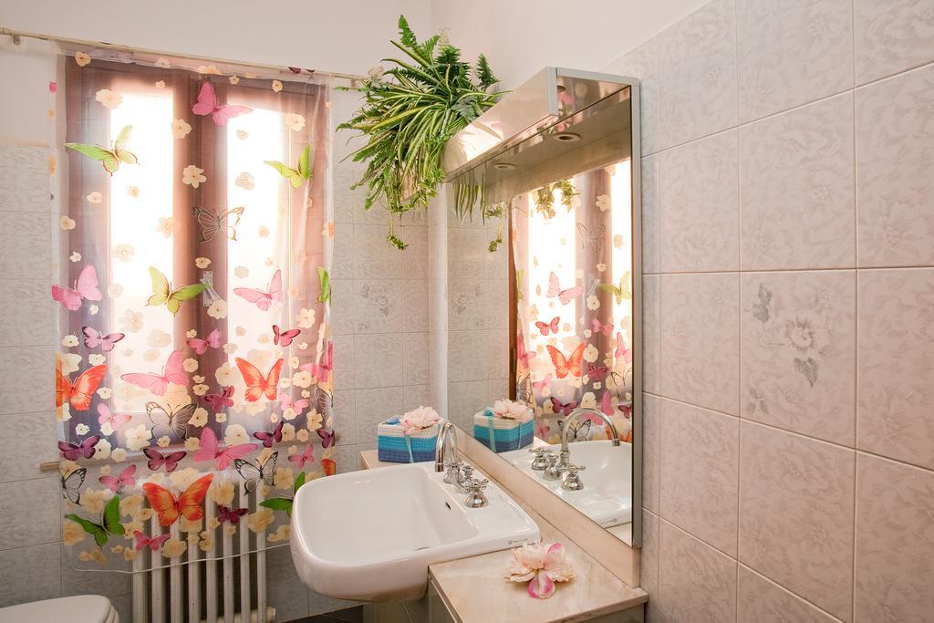B&B Via Della Grotta Monsummano Terme Room photo